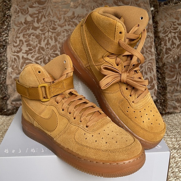 Nike Air Force 1 Hight LV8 3 WMNS - Picture 8 of 16